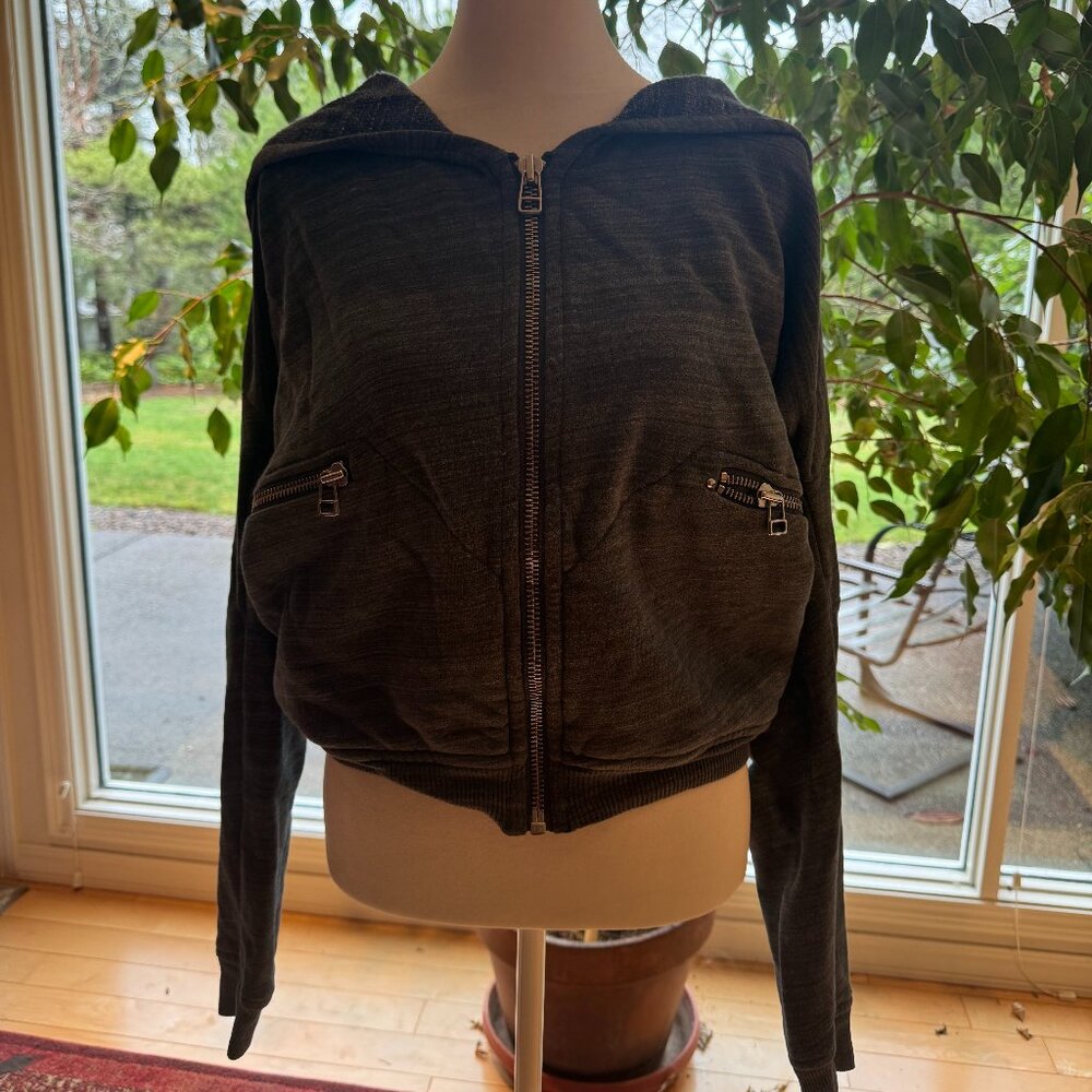 Aritzia Wilfred Free Sweater/Jacket